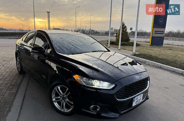 Седан Ford Fusion 2015 в Дніпрі