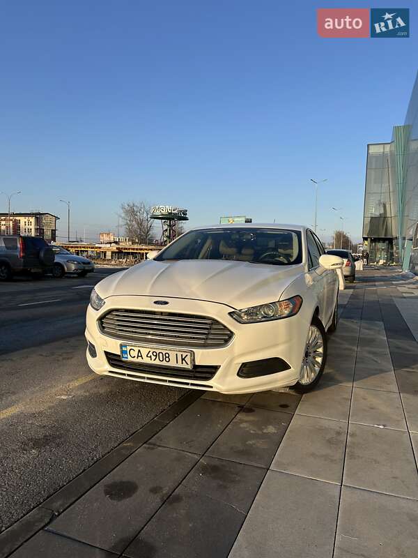 Седан Ford Fusion 2013 в Киеве