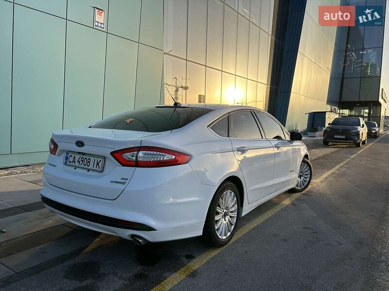 Седан Ford Fusion 2013 в Киеве