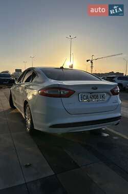 Седан Ford Fusion 2013 в Киеве