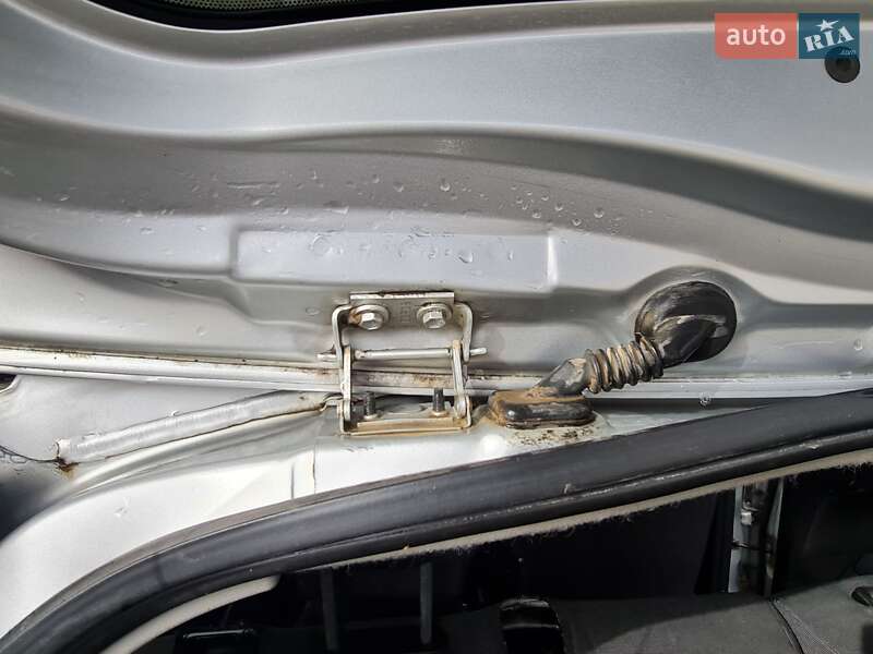 Хэтчбек Ford Fusion 2008 в Новом Роздоле