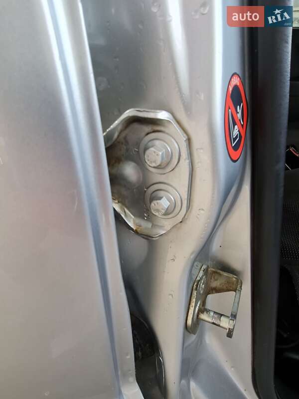 Хэтчбек Ford Fusion 2008 в Новом Роздоле