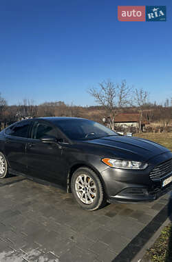 Седан Ford Fusion 2015 в Дрогобыче