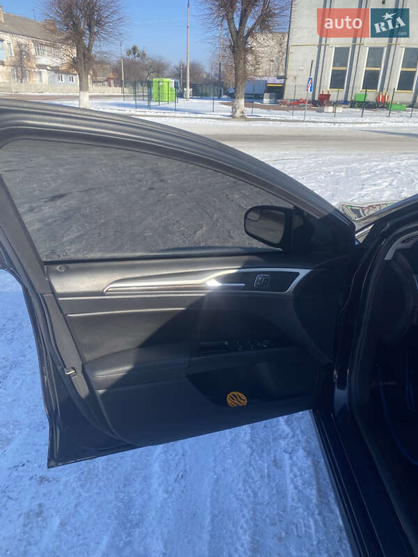 Седан Ford Fusion 2014 в Овруче