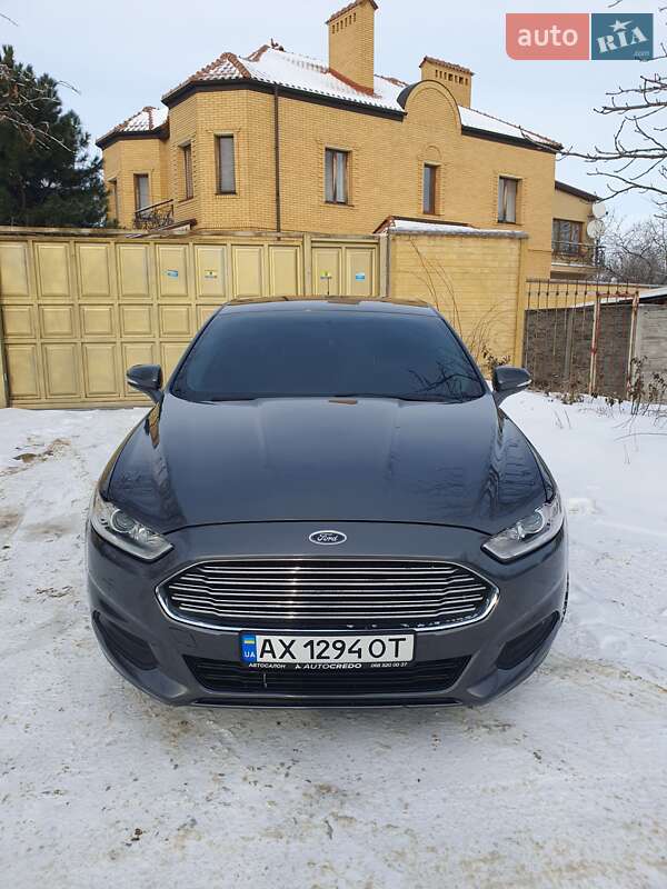 Седан Ford Fusion 2015 в Харькове