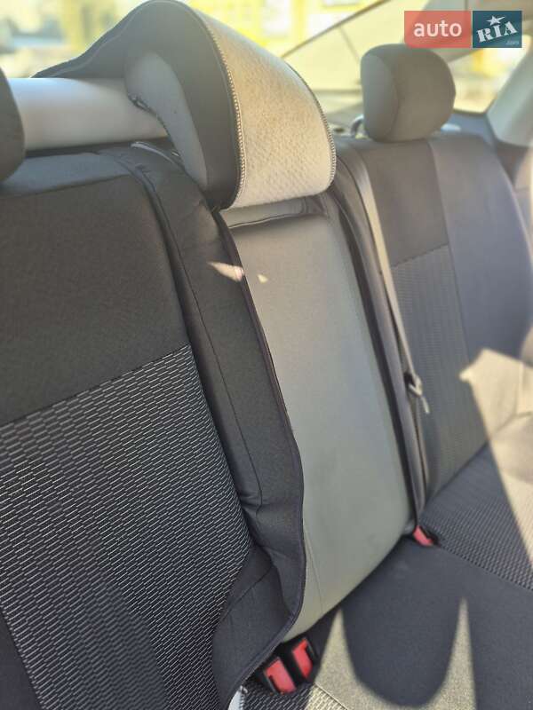 Седан Ford Fusion 2015 в Житомирі