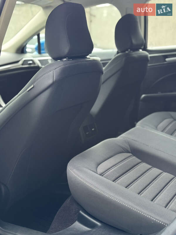 Седан Ford Fusion 2020 в Киеве