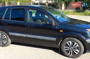 Хэтчбек Ford Fusion 2008 в Львове