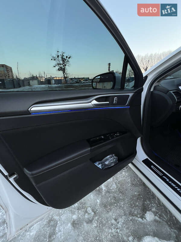 Седан Ford Fusion 2014 в Киеве фото 20 Седан Ford Fusion 2014 в Киеве