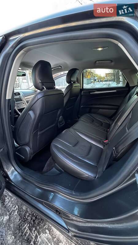 Седан Ford Fusion 2017 в Сумах