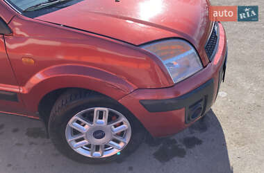 Хэтчбек Ford Fusion 2007 в Новоархангельске