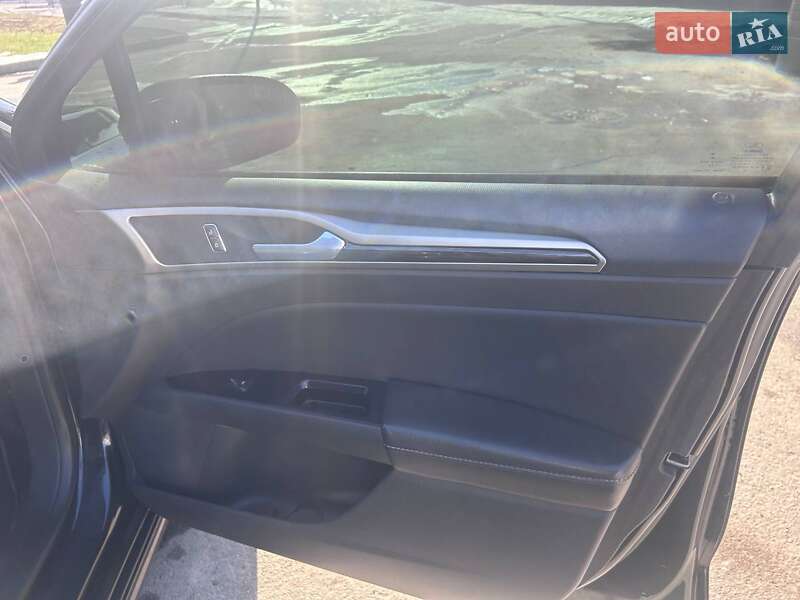 Седан Ford Fusion 2014 в Киеве