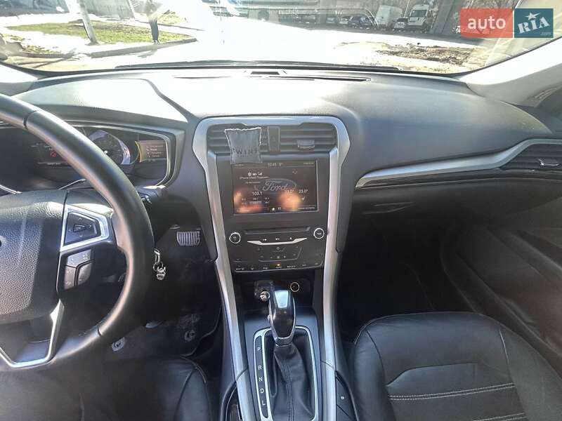 Седан Ford Fusion 2014 в Киеве