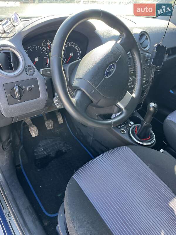 Хэтчбек Ford Fusion 2011 в Киеве