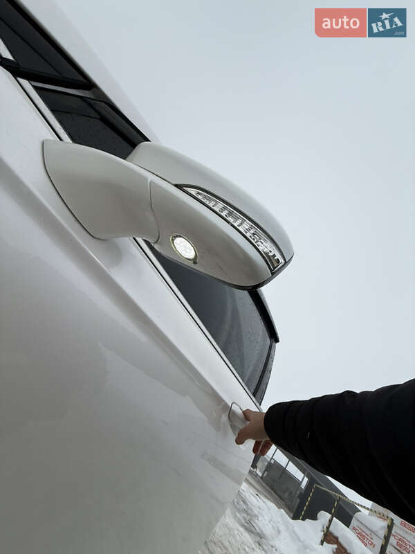 Седан Ford Fusion 2014 в Тернополе