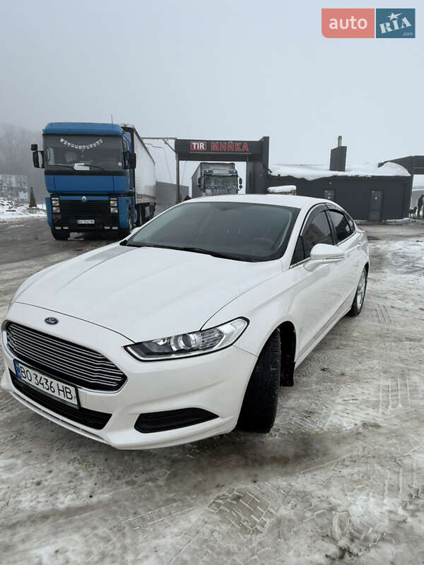 Седан Ford Fusion 2014 в Тернополе