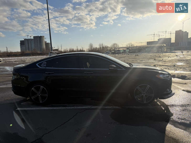 Седан Ford Fusion 2015 в Києві