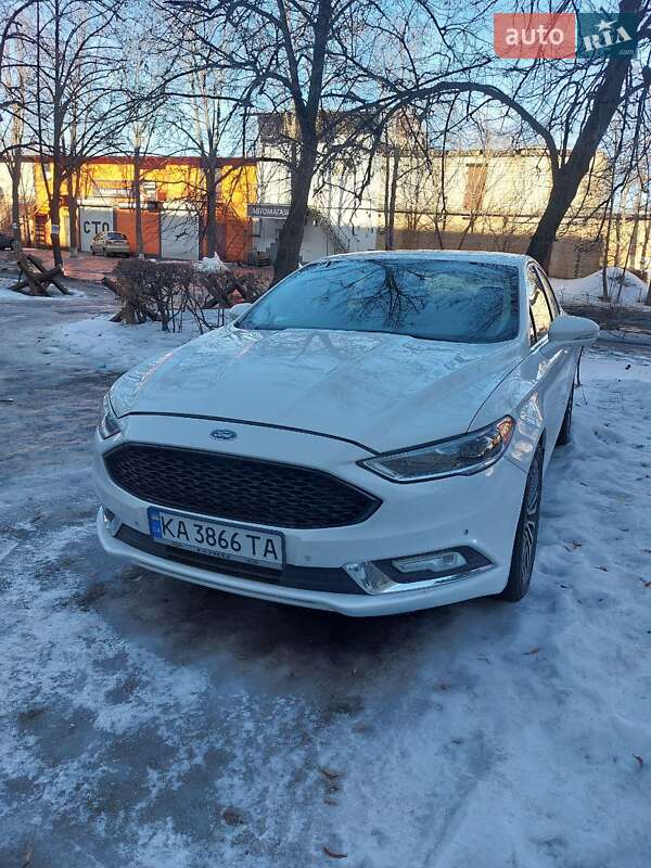 Ford Fusion 2017