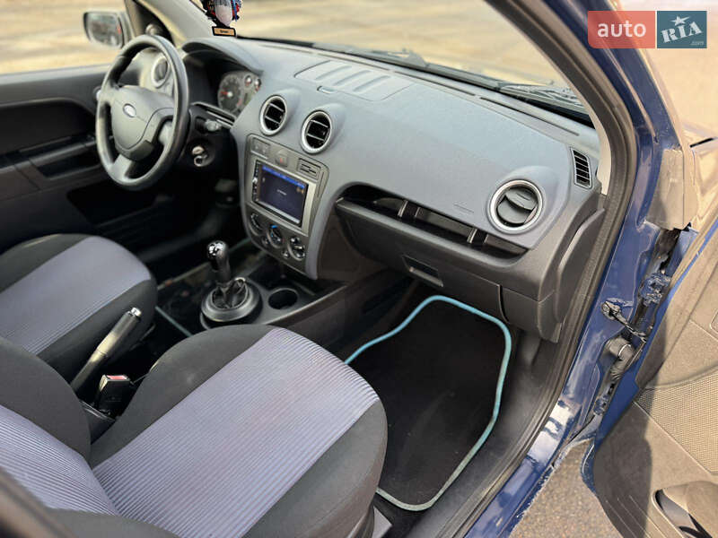 Хэтчбек Ford Fusion 2009 в Днепре фото 6 Хэтчбек Ford Fusion 2009 в Днепре