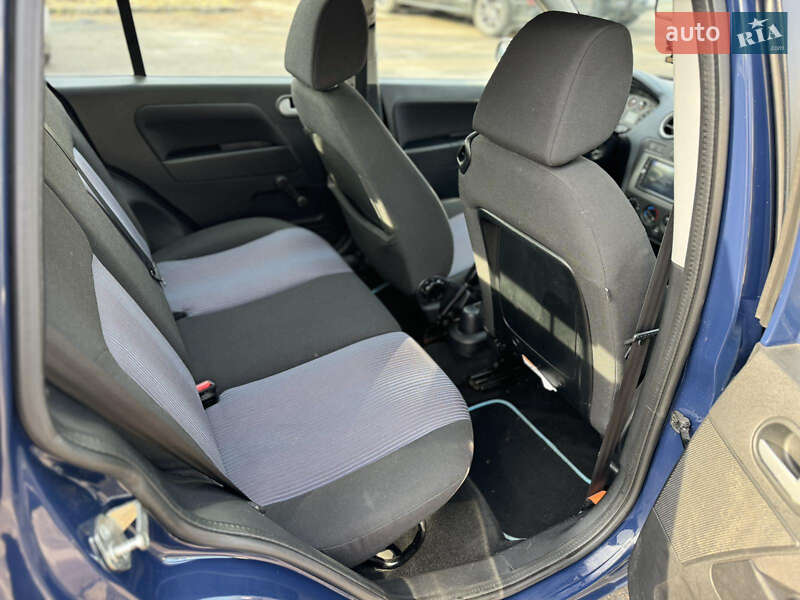 Хэтчбек Ford Fusion 2009 в Днепре фото 11 Хэтчбек Ford Fusion 2009 в Днепре