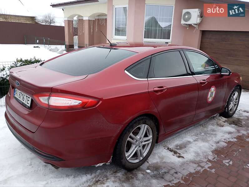 Седан Ford Fusion 2015 в Києві