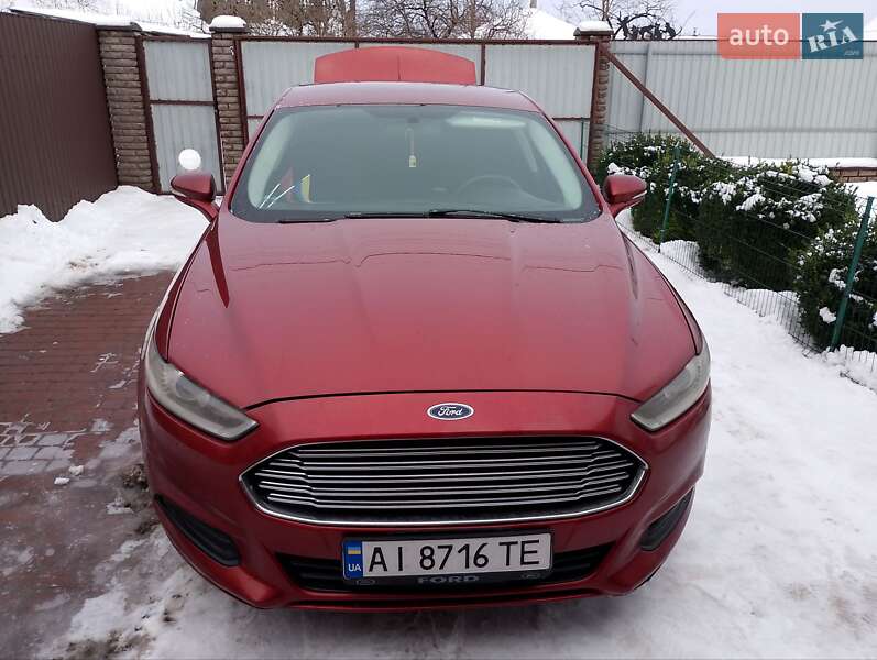 Седан Ford Fusion 2015 в Києві