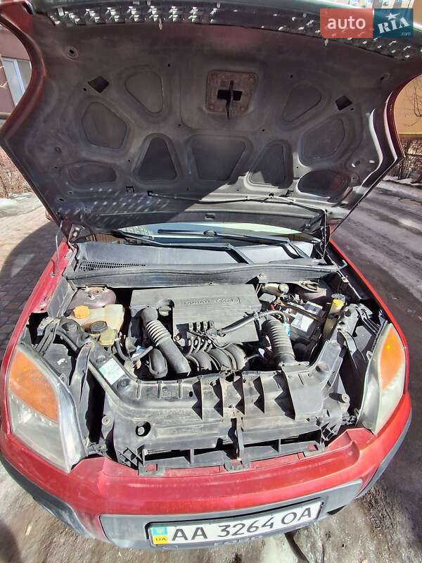 Хетчбек Ford Fusion 2006 в Києві