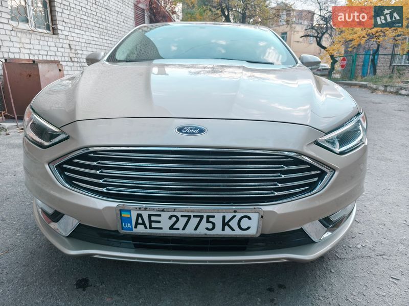 Седан Ford Fusion 2016 в Дніпрі