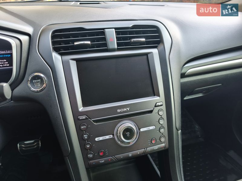 Седан Ford Fusion 2016 в Дніпрі