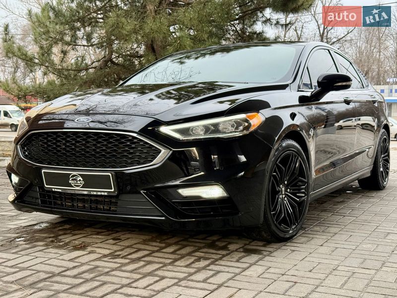 Седан Ford Fusion 2016 в Дніпрі