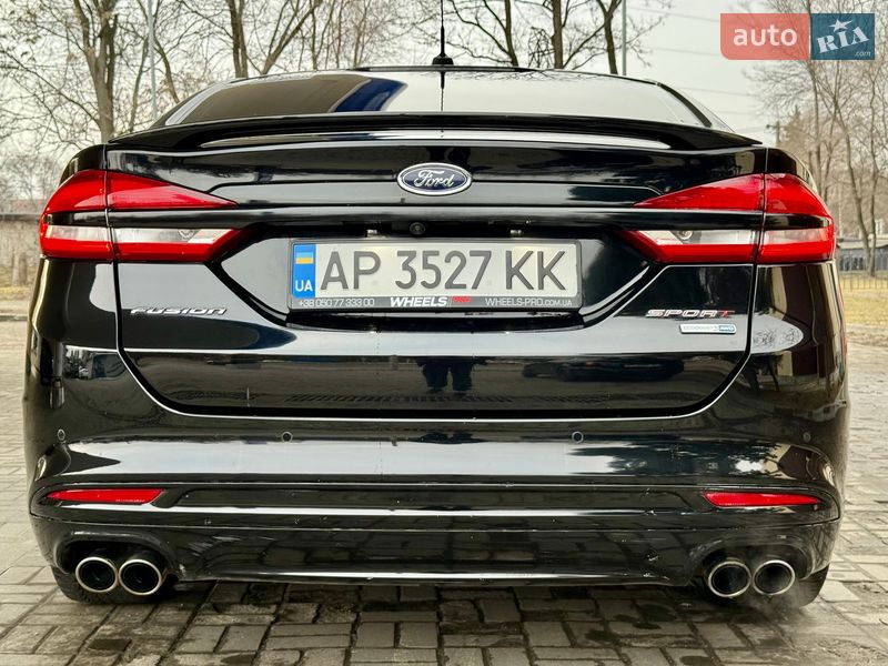 Седан Ford Fusion 2016 в Дніпрі