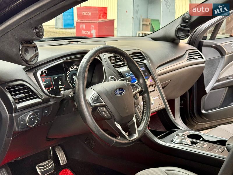 Седан Ford Fusion 2016 в Дніпрі