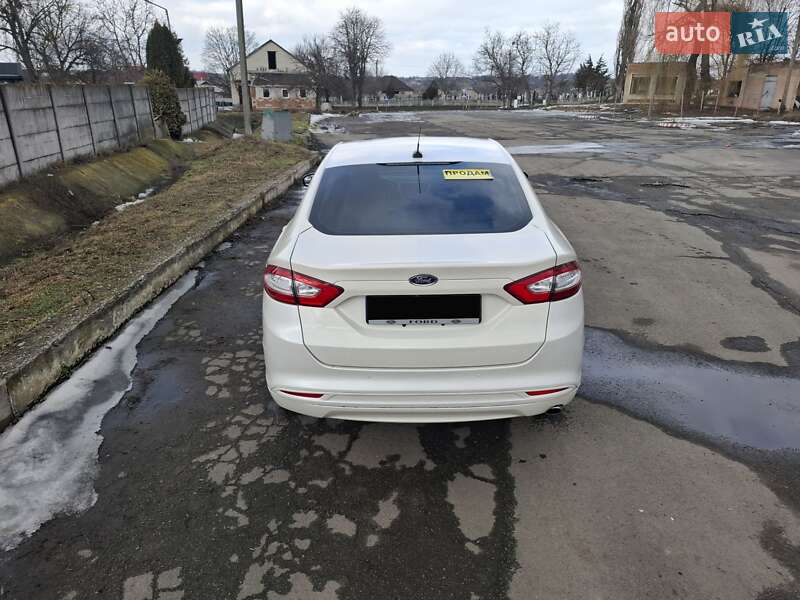 Седан Ford Fusion 2015 в Виннице