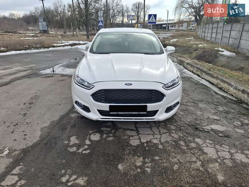 Седан Ford Fusion 2015 в Виннице