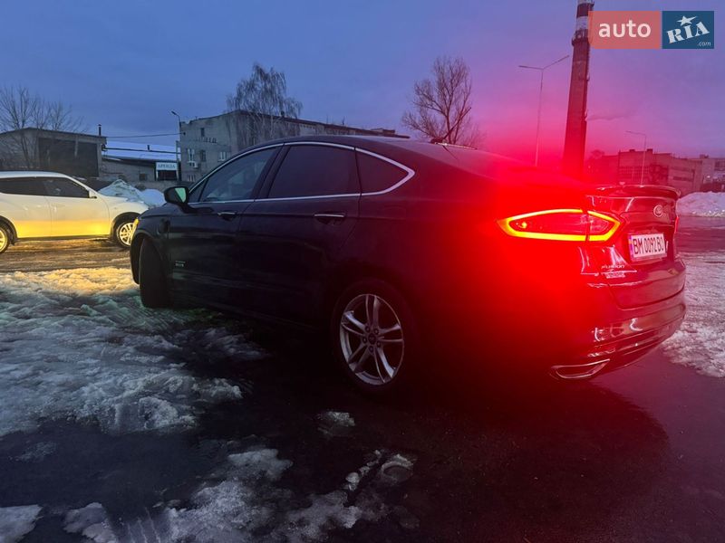 Седан Ford Fusion 2015 в Шостке