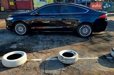 Седан Ford Fusion 2016 в Марганце