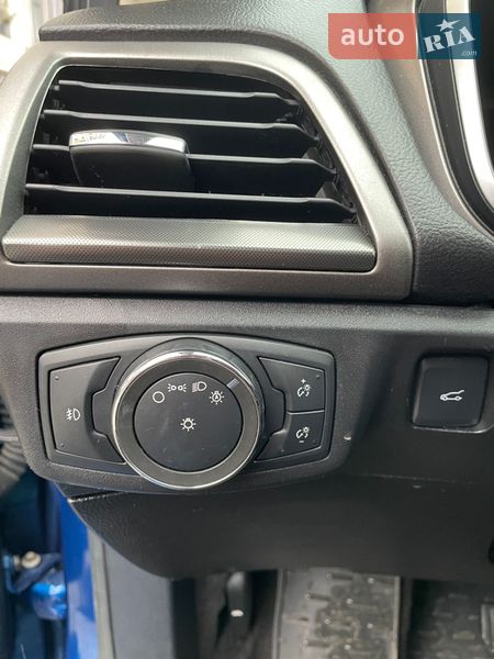 Седан Ford Fusion 2017 в Львове