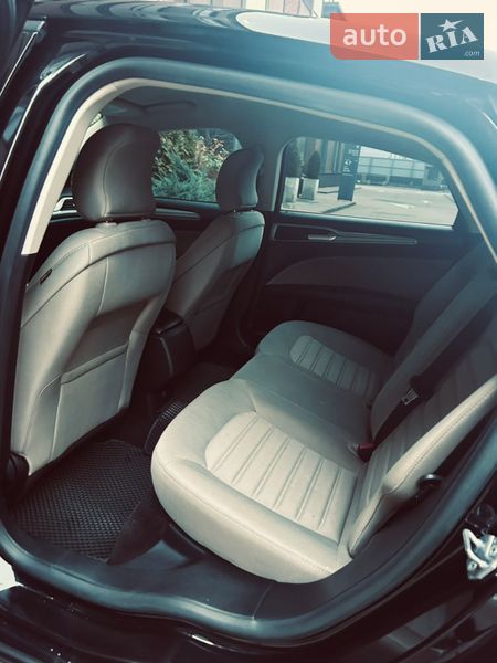 Седан Ford Fusion 2018 в Вышгороде