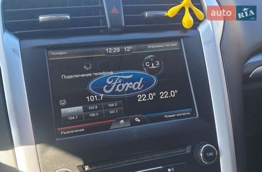 Седан Ford Fusion 2016 в Жовкве