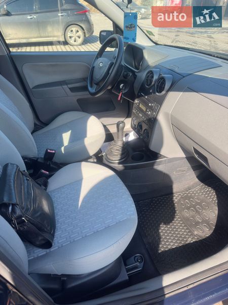 Хэтчбек Ford Fusion 2006 в Виннице