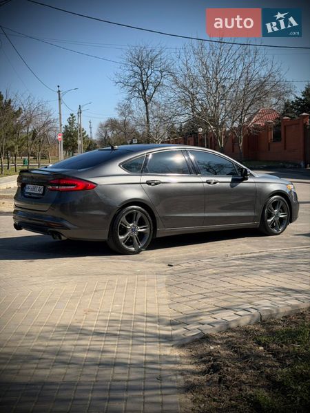 Седан Ford Fusion 2017 в Измаиле