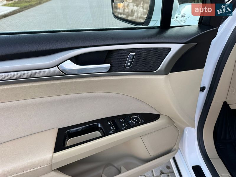 Седан Ford Fusion 2014 в Одессе