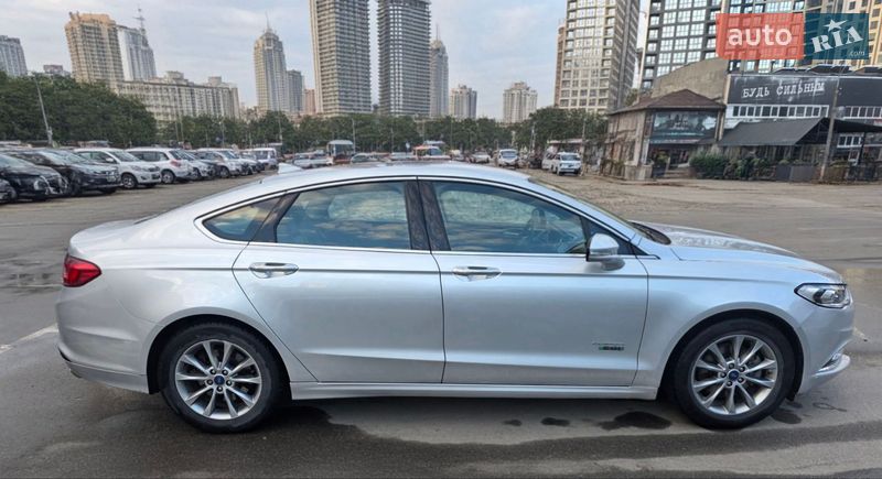 Седан Ford Fusion 2017 в Киеве