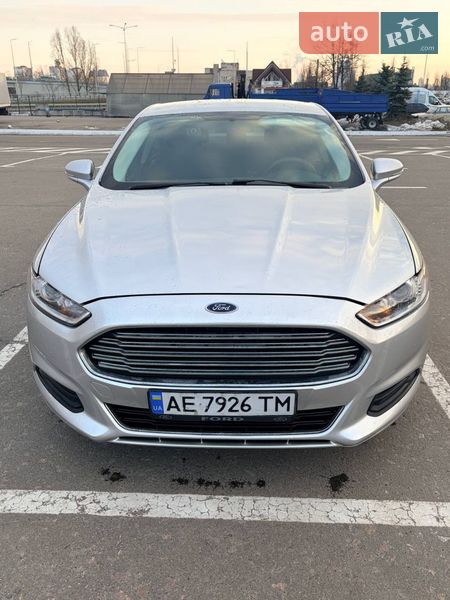 Седан Ford Fusion 2015 в Киеве