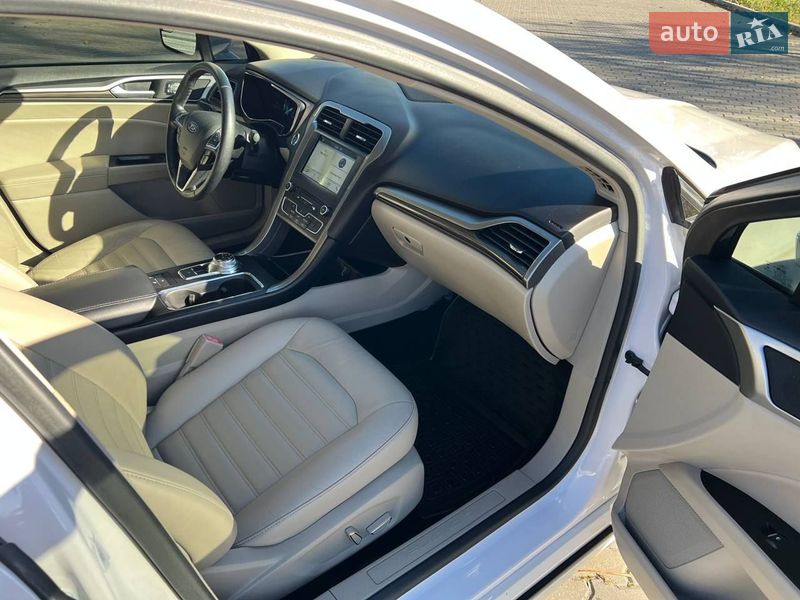 Седан Ford Fusion 2017 в Кременчуге