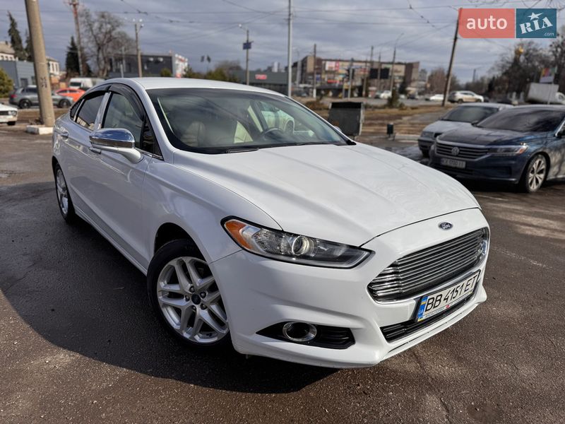 Седан Ford Fusion 2016 в Харкові
