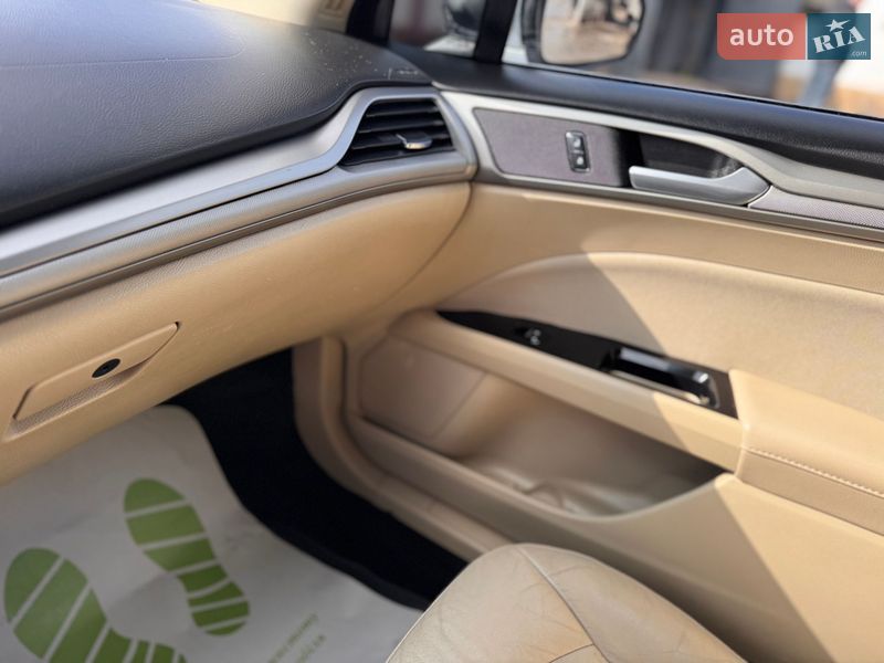 Седан Ford Fusion 2016 в Харкові