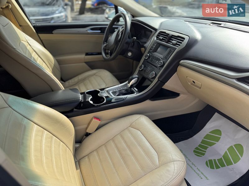 Седан Ford Fusion 2016 в Харкові