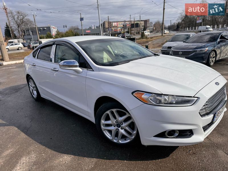 Седан Ford Fusion 2016 в Харкові
