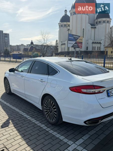 Седан Ford Fusion 2016 в Львові